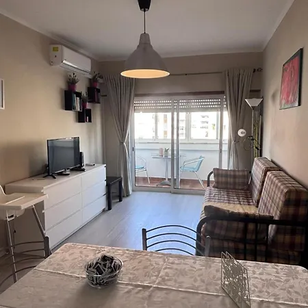 Appartement Stayhub Sea Breeze 2min Walk To The