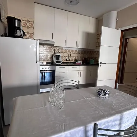 Stayhub Sea Breeze 2min Walk To The *